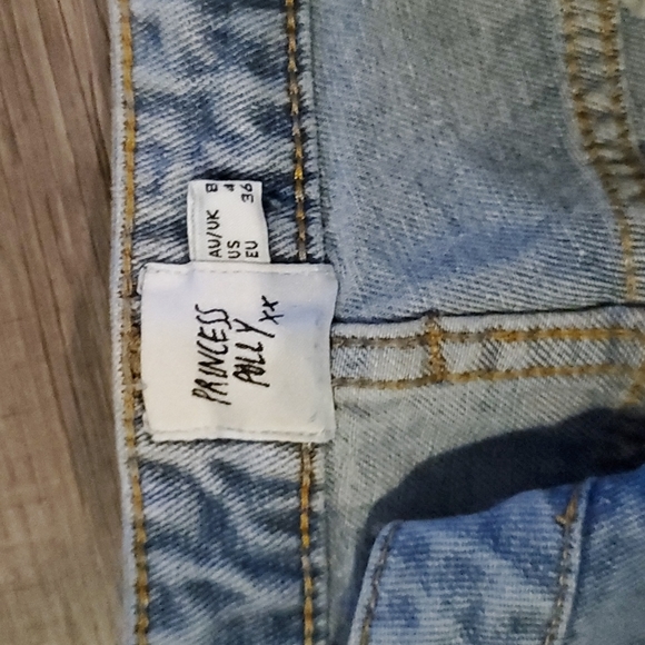 BNWT Princess Polly Behati Jeans size 4US - Picture 2 of 6